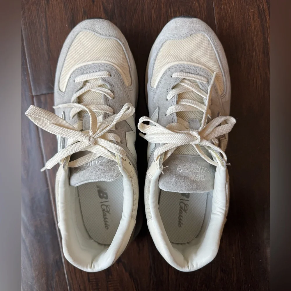 New balance sneakers - Picture 3 of 6